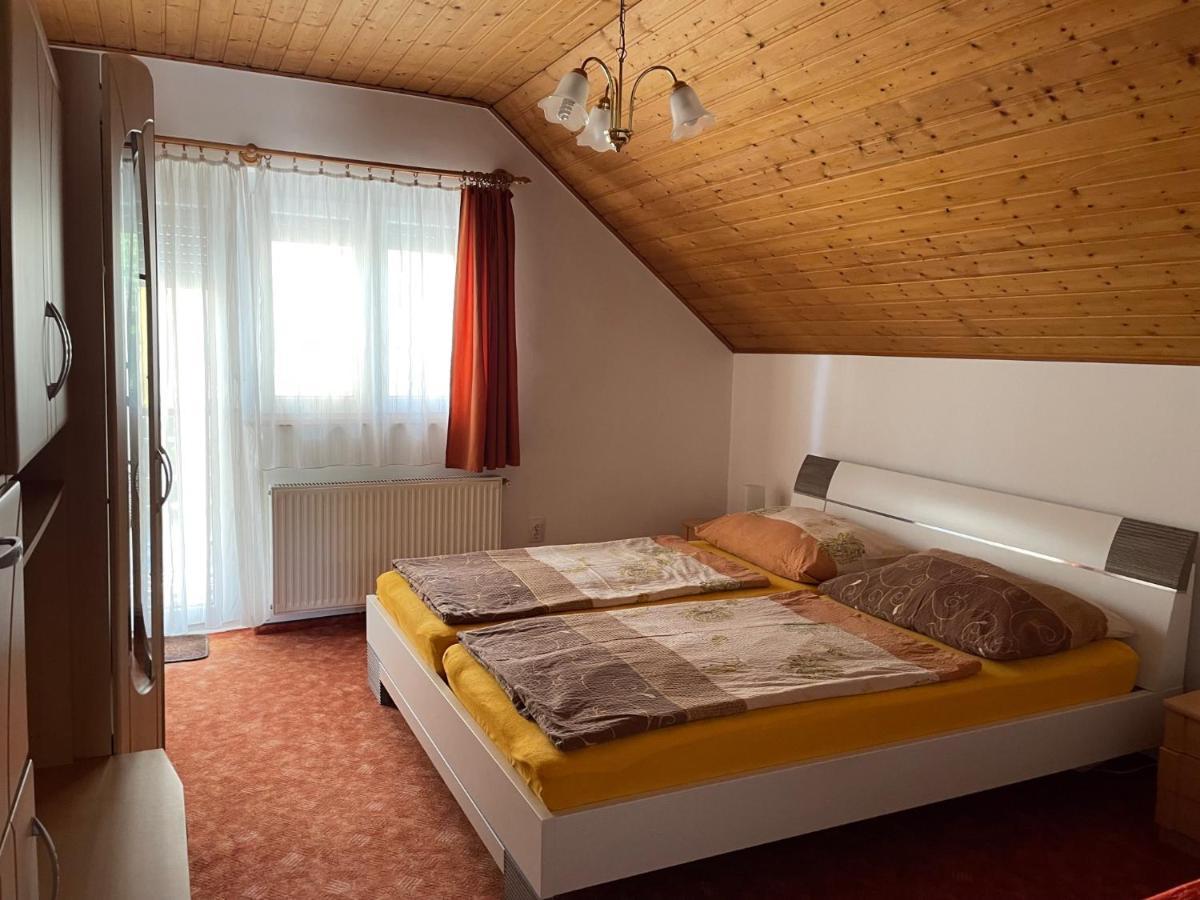 Jasmin Apartman Balatongyörök Екстериор снимка